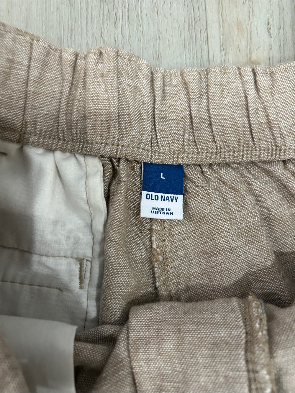 Old Navy Linen-Blend Bermuda Shorts in Beige Sz L Lightweight Summer Vacay - Picture 3 of 8